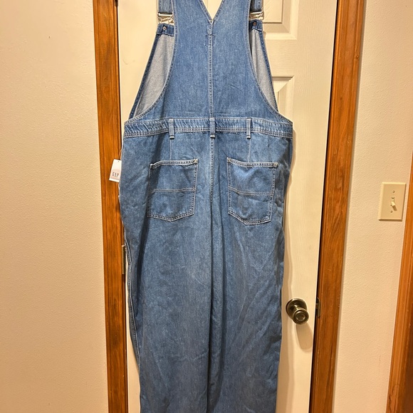 Gap Stylish Blue Denim Overalls NWT - Picture 6 of 6